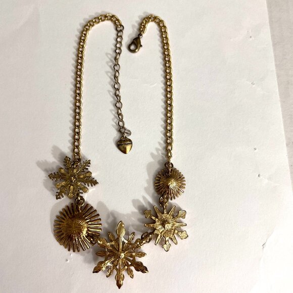 Betsey Johnson Gold Tone Winter Wonderland Holiday Rhinestone Statement … - Picture 14 of 15